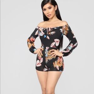 Fashion nova romper